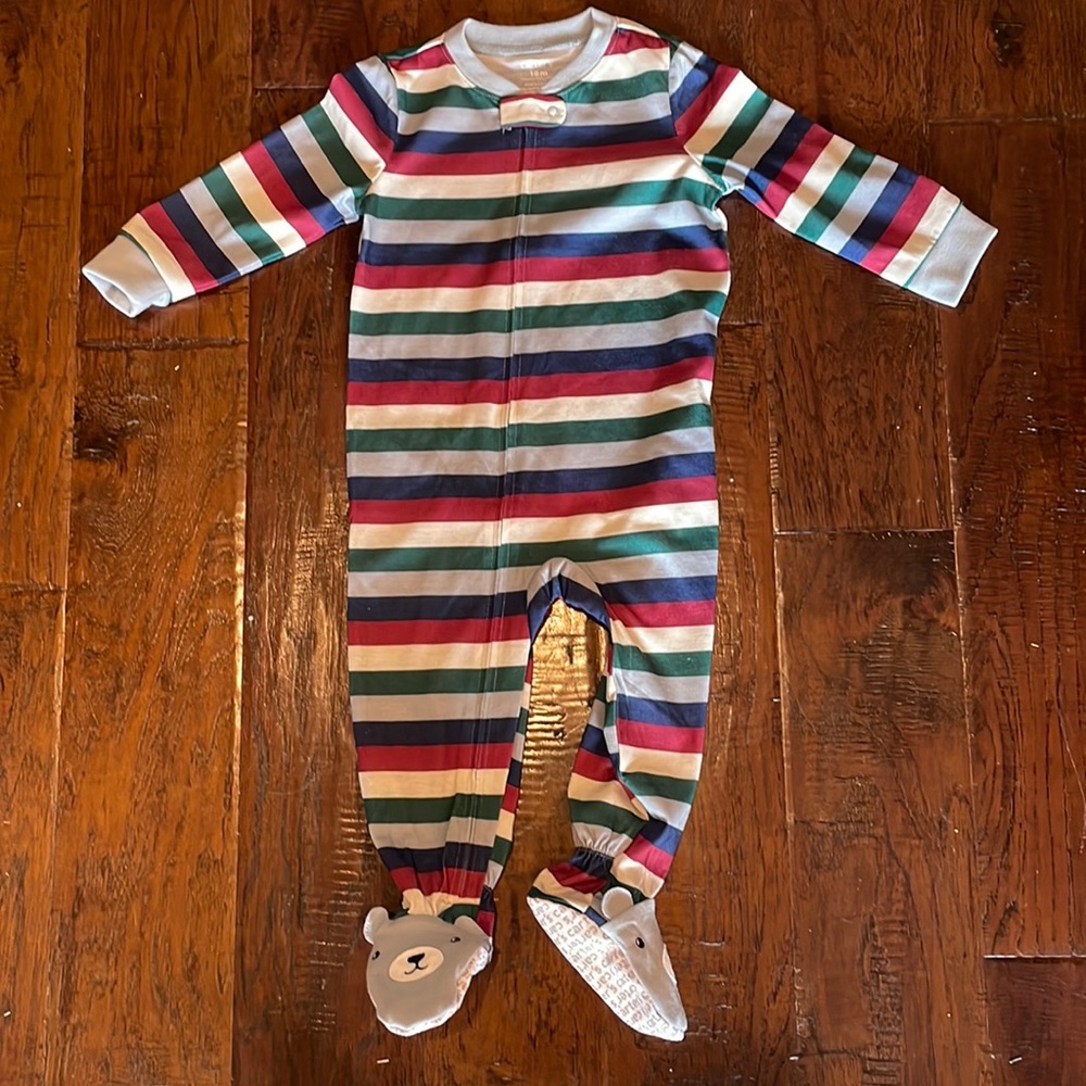 NWOT Carters footed pajamas size 18 months